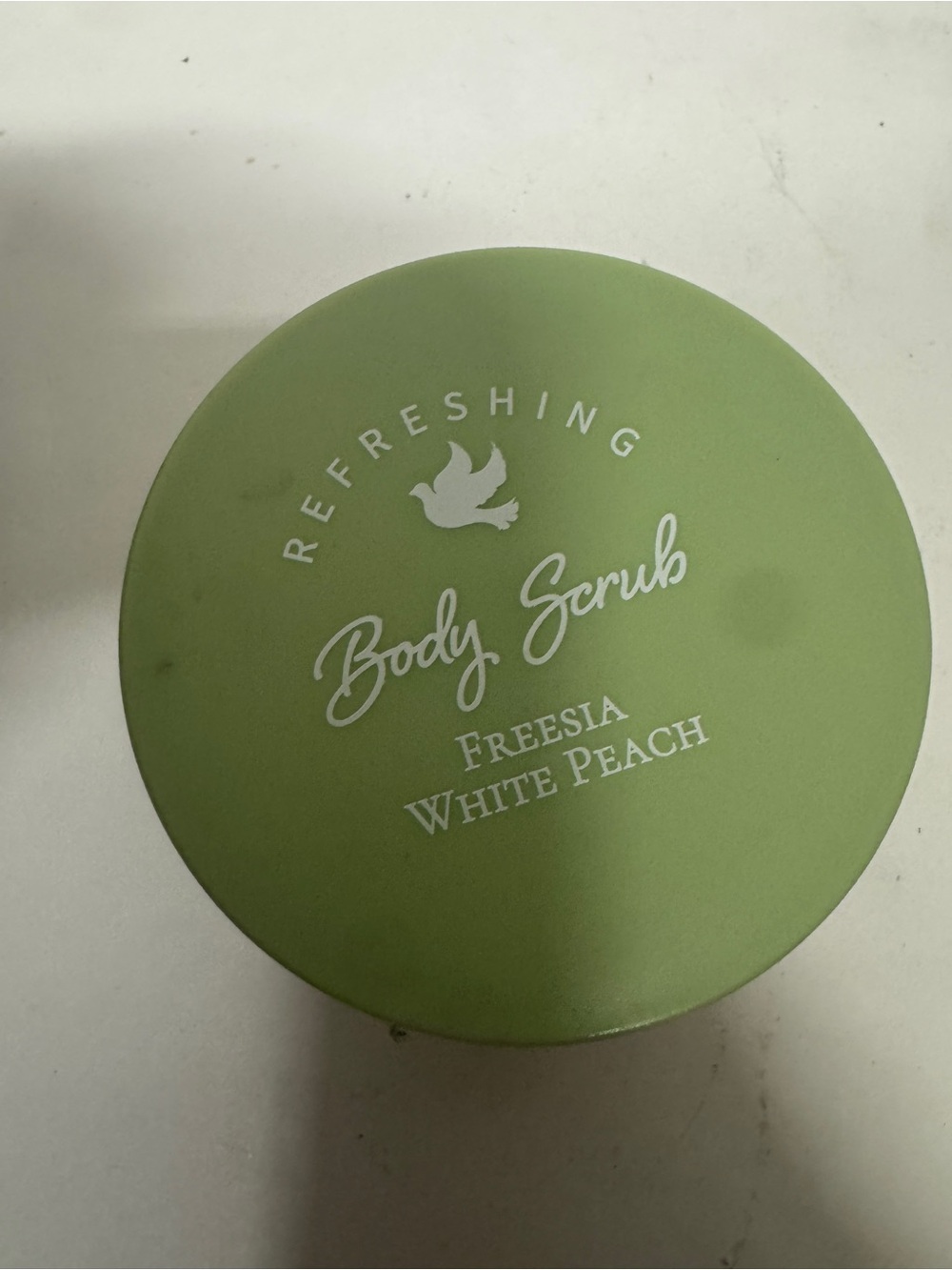 Freesia White Peach Body Scrub Refreshing 5.29 OZ